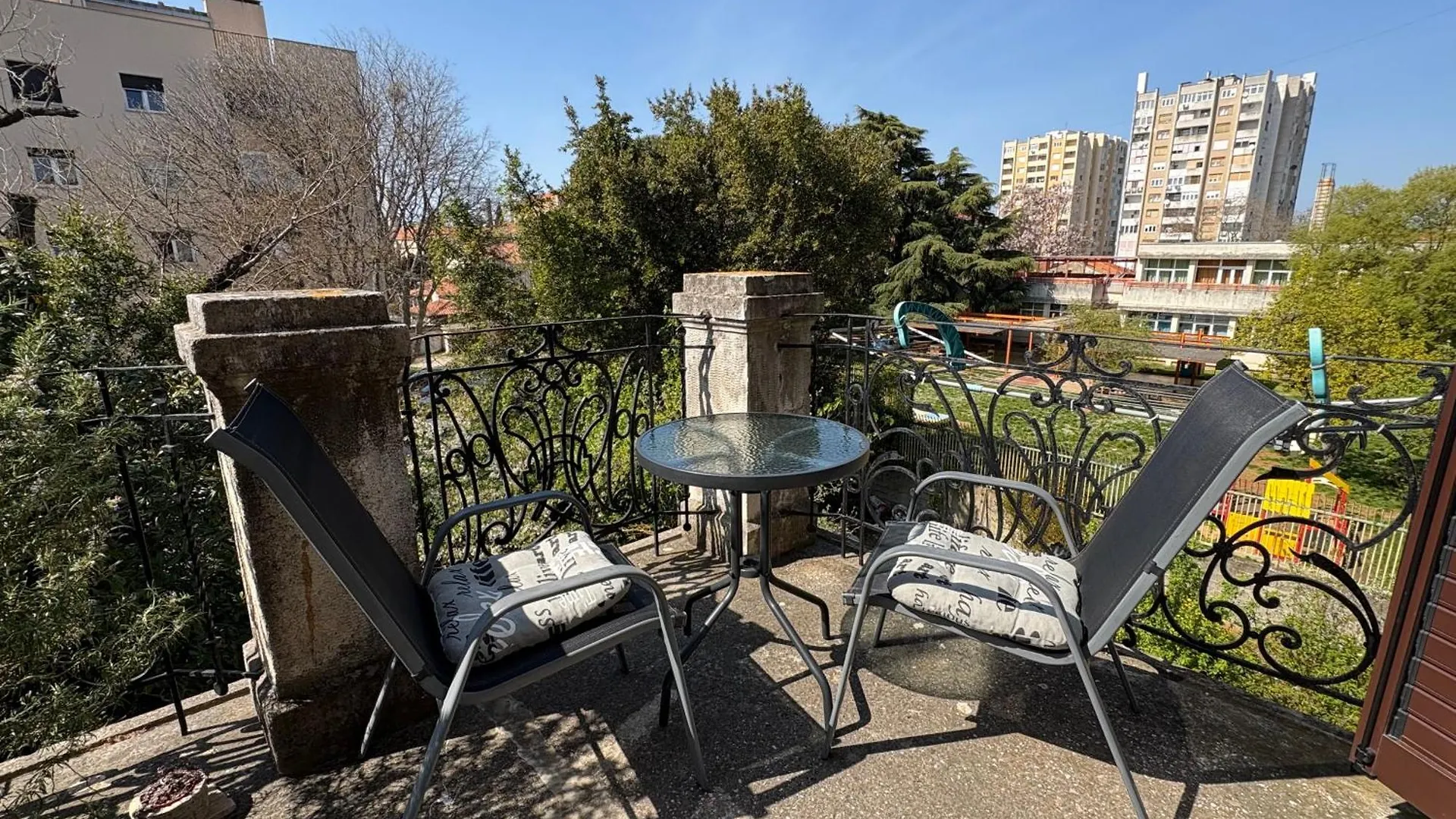 פולה Apartmani Lula